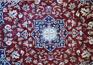 lot 30 image: Hand Knotted 100% Wool Area Rug  6 x 3