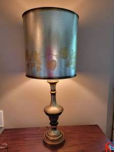 lot 42 image: Vintage Art Deco Candle Stick Lamp & Shade
