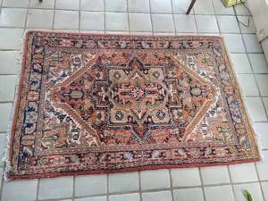 lot 73 image: Vibrant Oriental Wool Welcome Rug