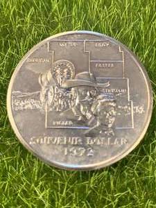 1972 Centennial Dakota Dollar