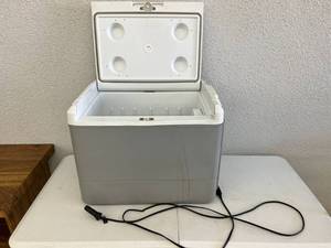 Coleman Model 5640 Cooler