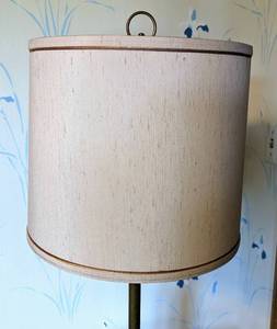 lot 73 image: Vintage Wood Floor Lamp