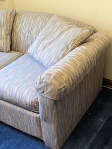 lot 83 image: Vintage Sleeper Loveseat