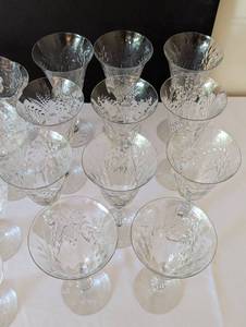 lot 90 image: Vintage Etched Glassware