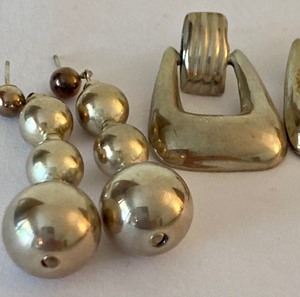 lot 109 image: Two Pairs of Vintage Post Sterling Silver Earrings