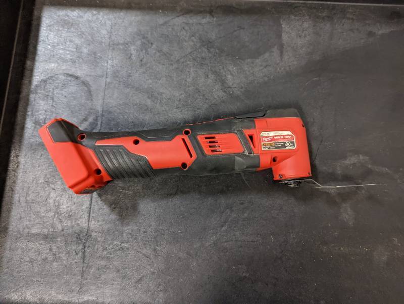 Milwaukee 2626-20 Oscillating Multi Tool