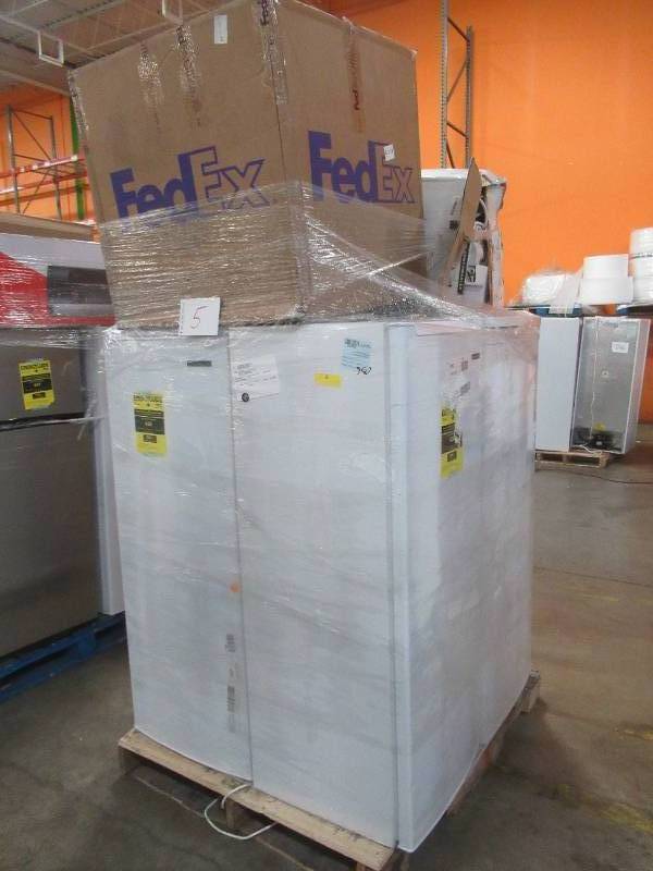 UNTOUCHED WHOLESALE PALLET OF SCRATCH AND DENT ANDOR UNCLAIMED RETURNED VERTICAL FREEZERS AND MORE