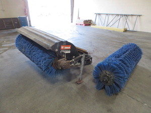 BOBCAT ROTARY BRUSH ATTACHMENT WITH SPARE DRUM