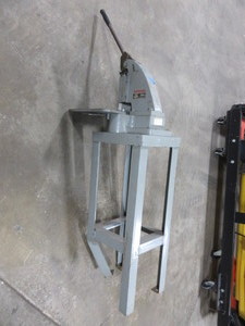 DI ACRO SHEET METAL NOTCHER #1