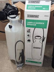lot 102 image: Chapin Lawn and Garden Sprayer