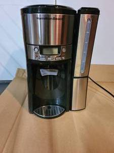 lot 58 image: Hamilton Beach (47950) Coffee Maker w12 Cup Capacity, BlackStainless Steel & Permanent Gold Tone Filter, (80675R80675)