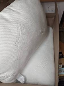 lot 162 image: Set of 2 Zen Bamboo Queen Size Pillows w Cool, Breathable Covers