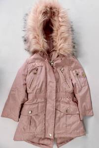 (lightly used and in excellent condition) 3T Girls DKYN Pink Parka