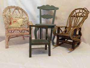 lot 33 image: Vintage Wooden Doll Chairs