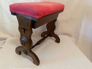 lot 43 image: Vintage Ornate Wooden Padded Stool With Storage