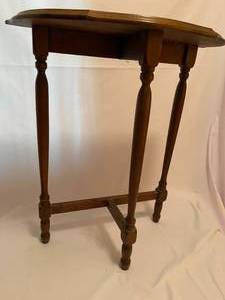 lot 74 image: Vintage Wooden Half Round Accent Table