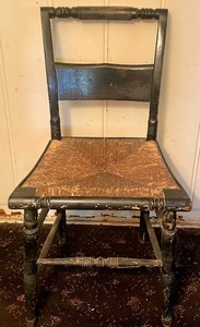 lot 83 image: Charming Vintage Chair