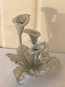 lot 17 image: Arthur Court Silver Tone Centerpiece