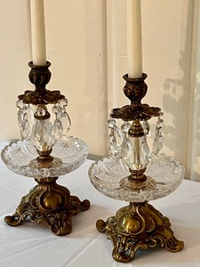 lot 19 image: Pair of Vintage Hollywood Regency Style Candle Holders