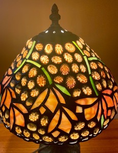 lot 56 image: Stunning Signed Shell Themed Mosaic Accent Lamp