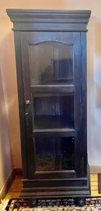 lot 54 image: Vintage Wooden Display Cabinet with Built in Shelves