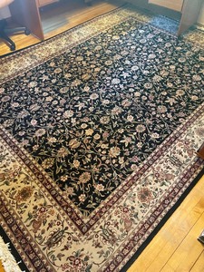 lot 66 image: Fine Floral Area Rug