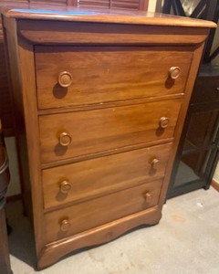 lot 73 image: Vintage Wooden Dresser