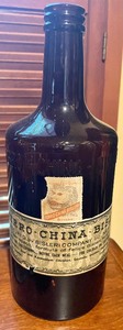 lot 72 image: Variety of Vintage Bottles