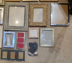 lot 75 image: Fabulous Frames
