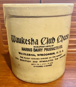 lot 98 image: Vintage Wares