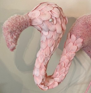 lot 103 image: Funky Pink Flamingo