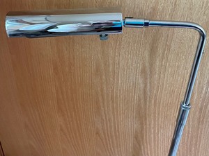 lot 112 image: Fabulous Chrome Floor Lamp