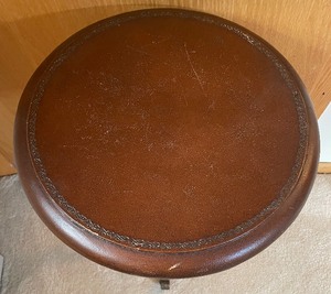 lot 121 image: Vintage Round Top Accent Table w Metal Base