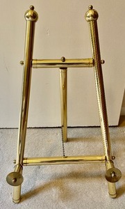 lot 143 image: Beautiful Brass ArtDecor StandEasel