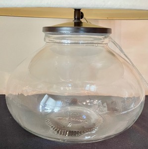 lot 207 image: Italian Glass Base Lamp