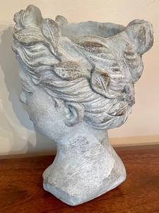 lot 216 image: Charming Cement HeadPlanter Decor