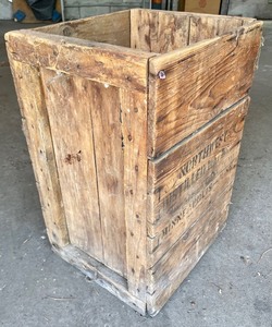 lot 231 image: Vintage Northwest Distilled Water Wooden Bottomless Crate