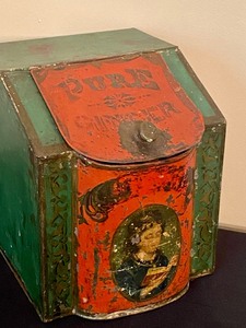 lot 16 image: Vintage Pure Ginger Tin