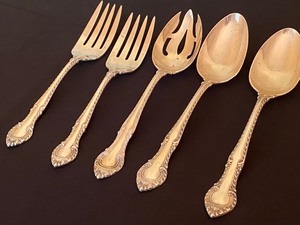 lot 25 image: Five Gorham Sterling English Gadroon Serving Utensils