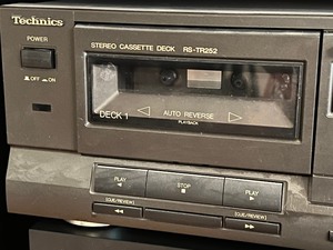 lot 189 image: Technics Cassette Deck RS-TR252