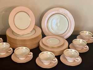 lot 201 image: Partial Lenox China Set