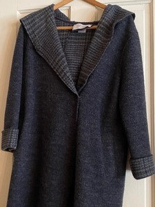 lot 197 image: Harris Wharf London Ladies Wool Light Weight Coat