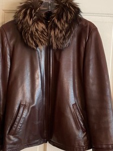 lot 196 image: St. Johns Ladies Zip Up