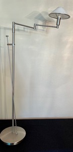 lot 12 image: Holtkotter Floor Lamp