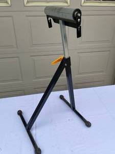 lot 145 image: Workforce Adjustable Height Intake Roller Intake Tool