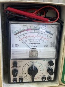 lot 94 image: 27 Range FET Multi-Tester