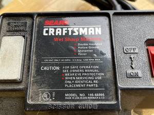 lot 194 image: Craftsman Wet  Dry Sharpening Machine