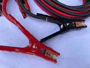 lot 216 image: 4 Gauge Jumper Cables