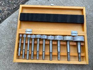 lot 292 image: Router Accessories Does Not Include Router