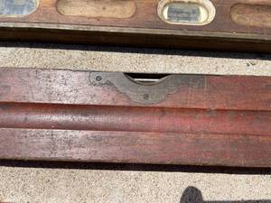 lot 307 image: Vintage Level Lot
